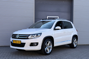 Volkswagen Tiguan 1.4 TSI R-Line Edition I Pano.dak I Navi